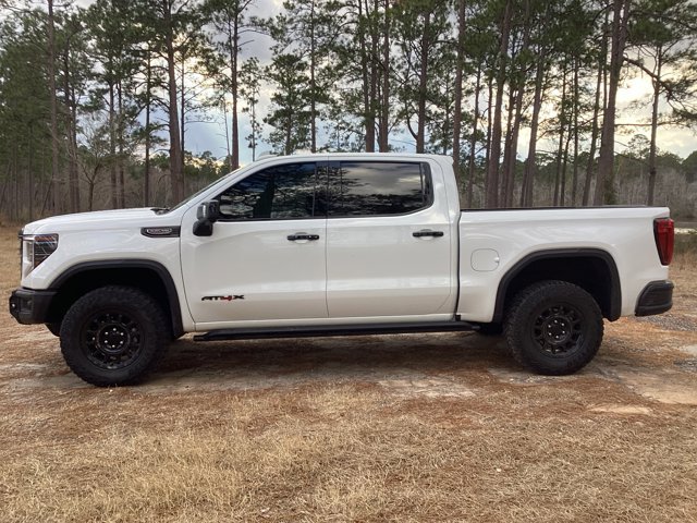 Used 2024 GMC Sierra 1500 AT4X w/ AT4X AEV Edition image 2