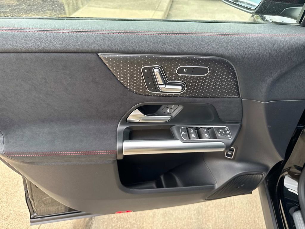 New 2026 Mercedes-Benz GLA 250 4MATIC image 16