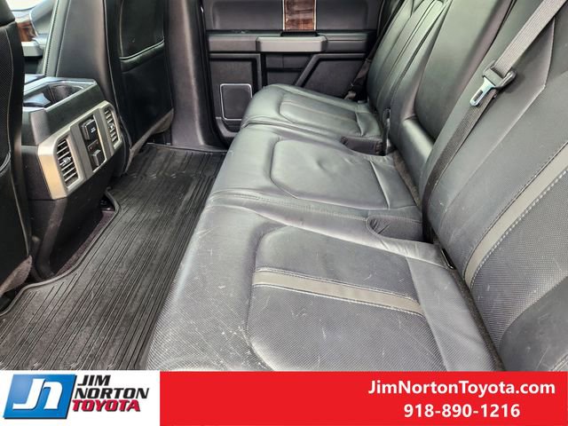 Used 2015 Ford F150 Platinum w/ Equipment Group 701A Luxury AWD/4WD image 30