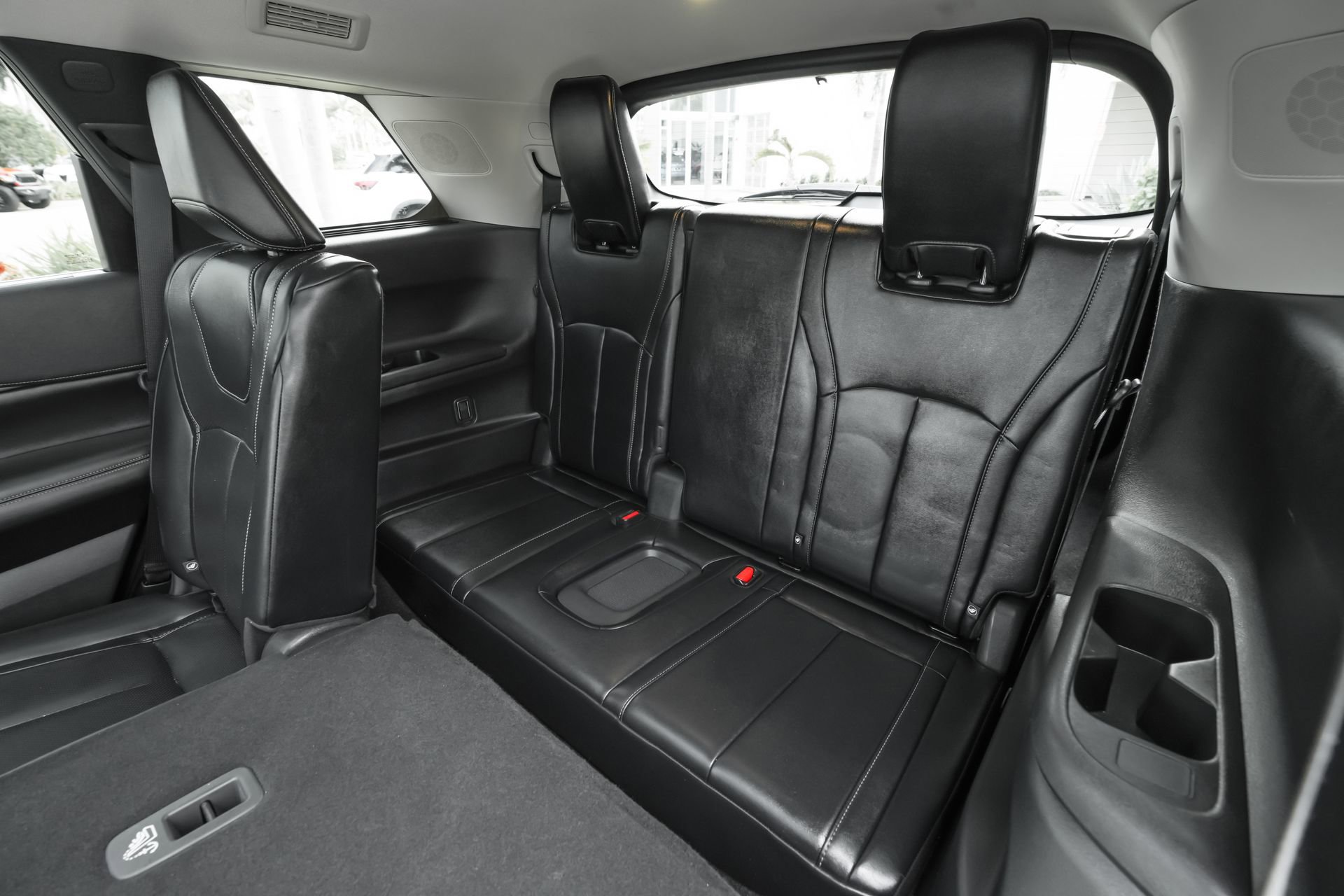 Used 2024 INFINITI QX60 Luxe image 42