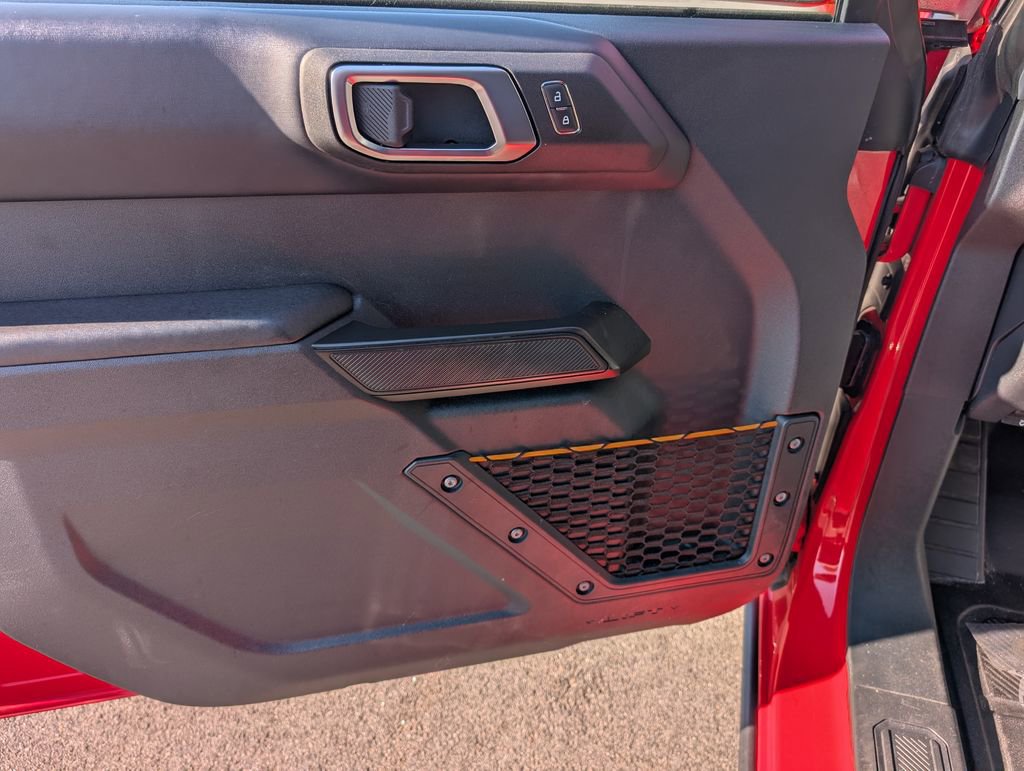 Used 2024 Ford Bronco Badlands image 14