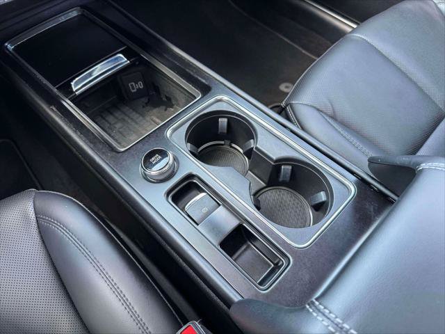 Used 2023 Lincoln Corsair AWD w/ Equipment Group 101A image 32