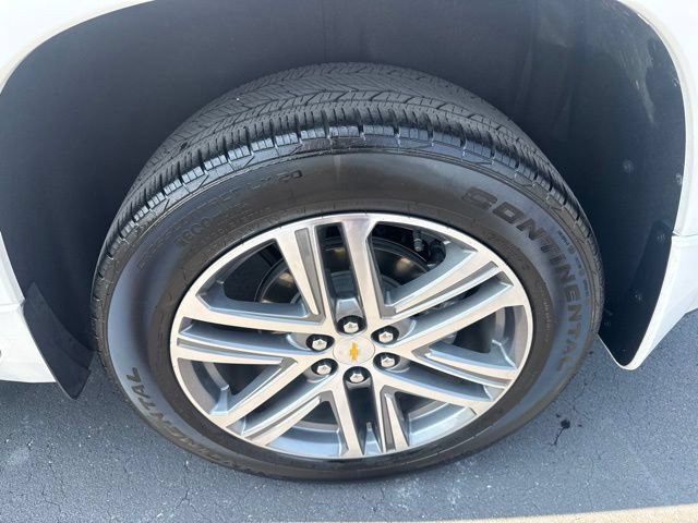 Used 2023 Chevrolet Traverse High Country w/ LPO, Floor Liner Package FWD image 11