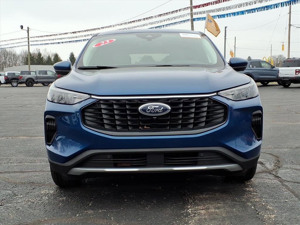 Certified 2023 Ford Escape Active w/ Tech Pack #2 image 2