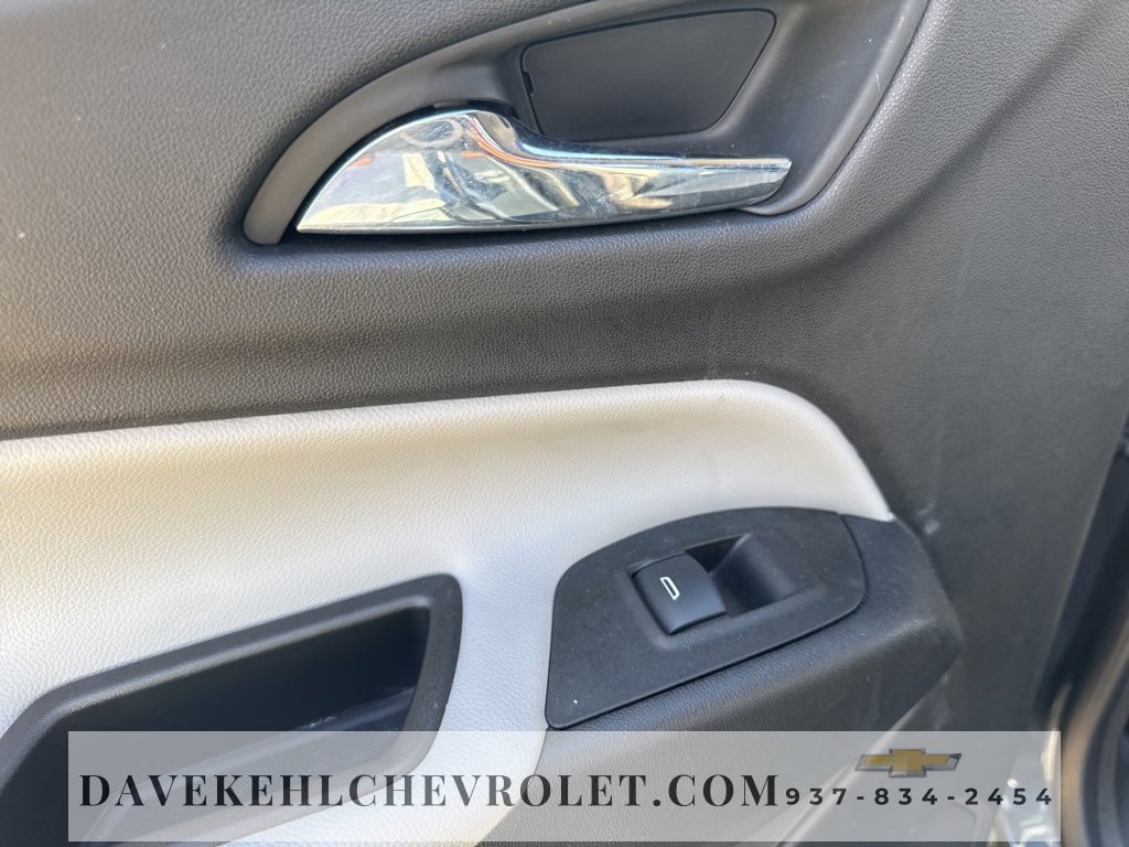 Used 2022 Chevrolet Equinox LS w/ LS Convenience Package image 19