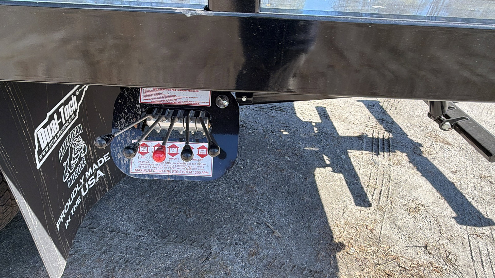 New 2025 RAM 5500 4x4 Regular Cab image 14