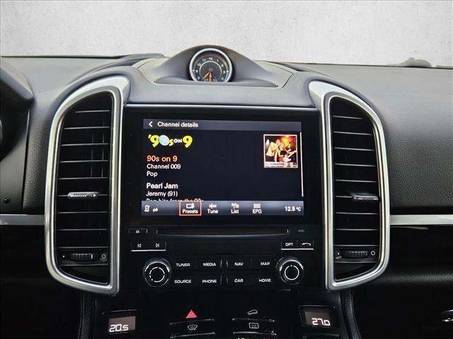 Used 2017 Porsche Cayenne Platinum Edition image 13