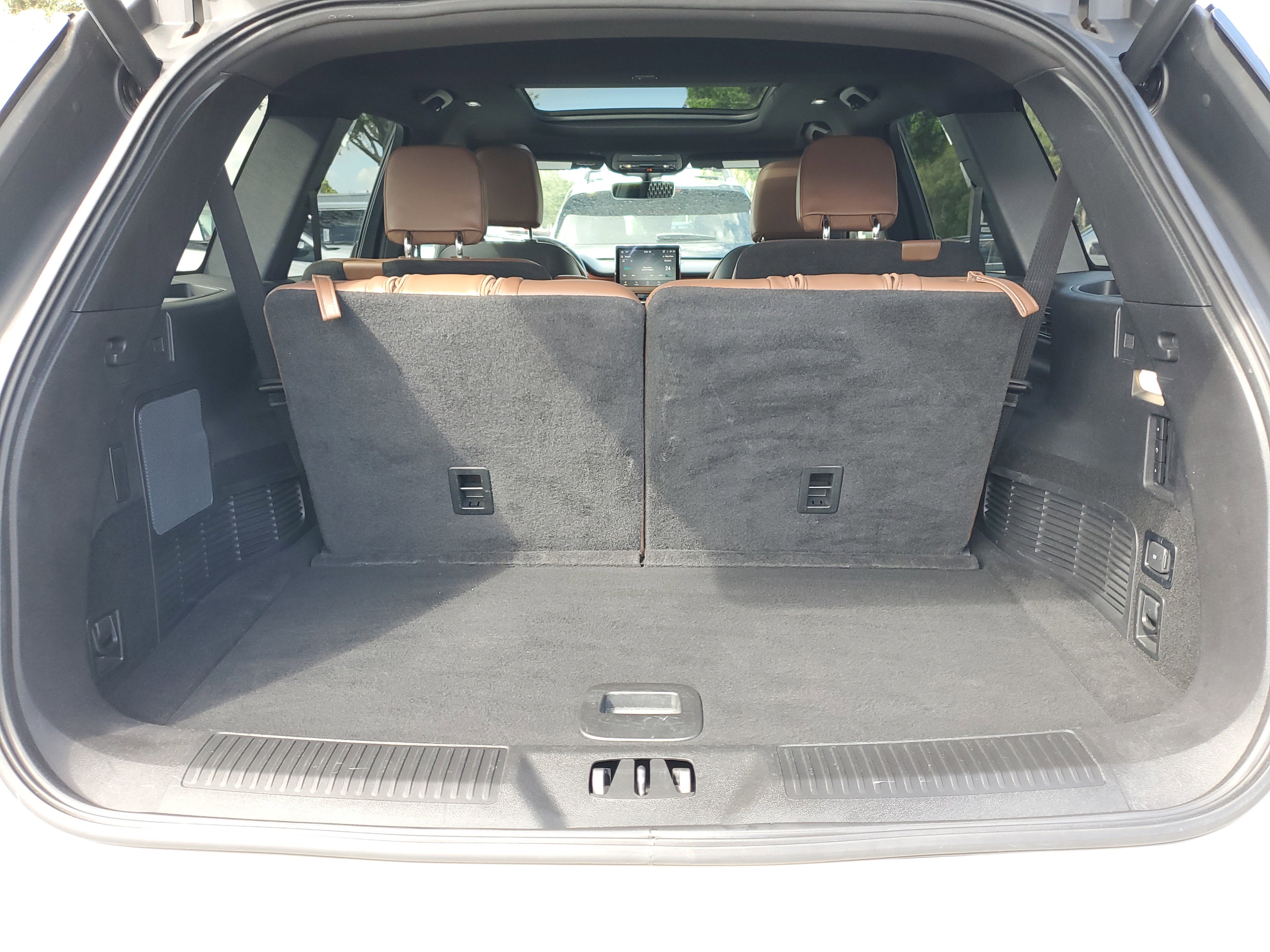 Certified 2022 Lincoln Aviator Reserve w/ Elements Package Plus image 6