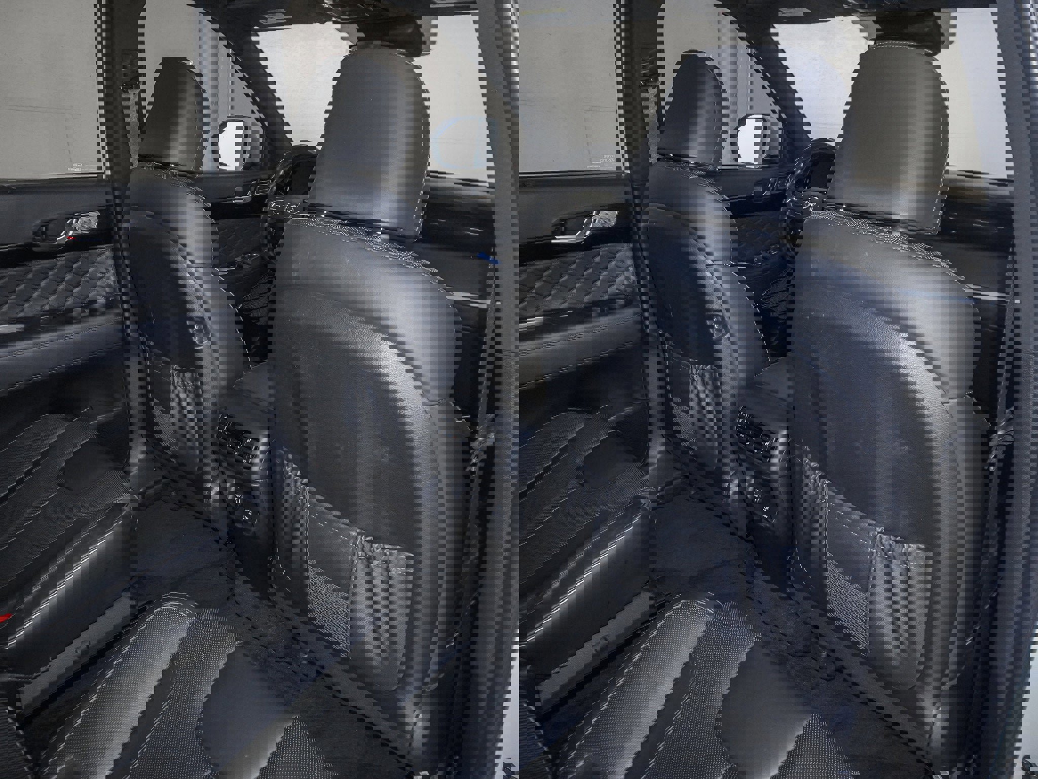 Used 2021 Hyundai Palisade Calligraphy image 45