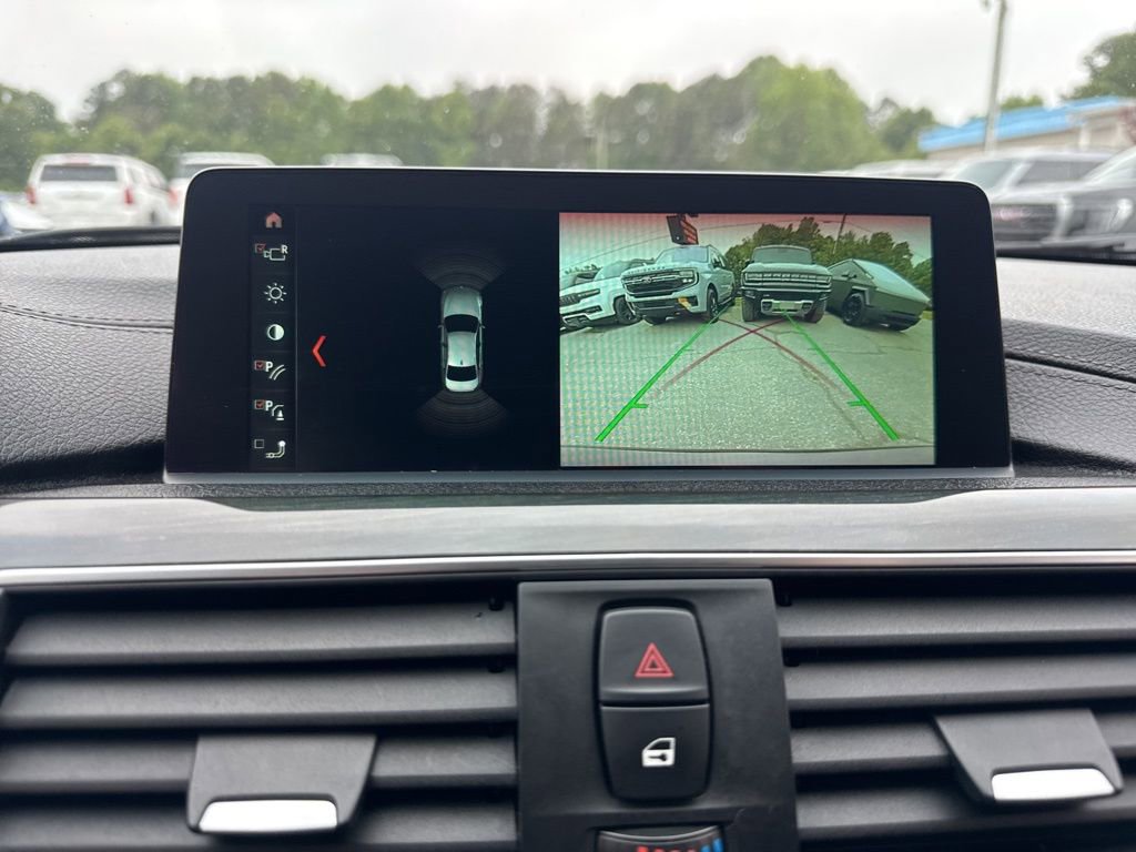 Used 2018 BMW 330i xDrive Sedan w/ Convenience Package AWD/4WD image 21