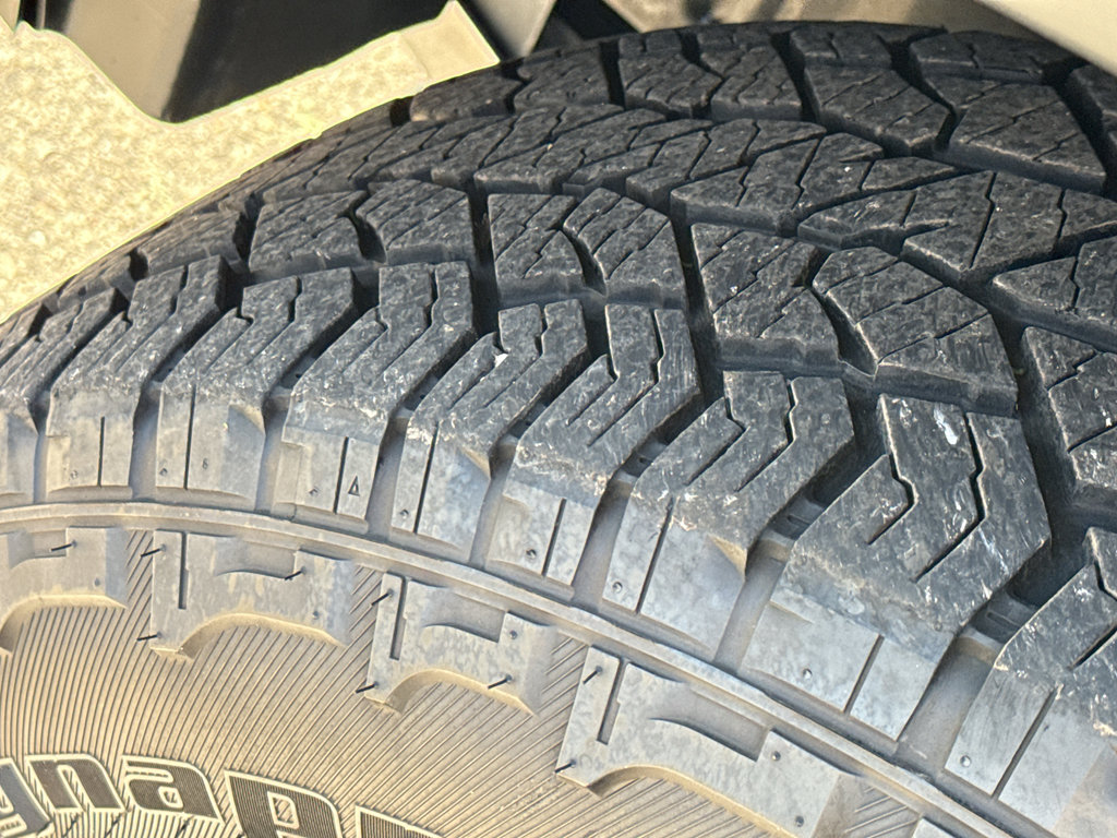 Certified 2023 Nissan Frontier PRO-4X w/ Pro-4X Premium Package image 9