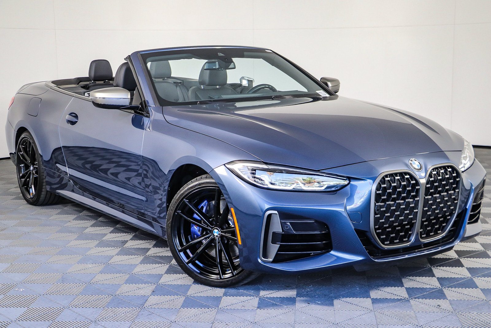 Used 2024 BMW 440i xDrive Convertible AWD/4WD image 13