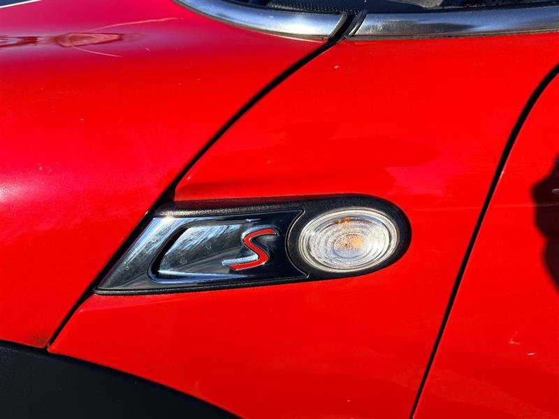Used 2015 MINI Cooper S image 9