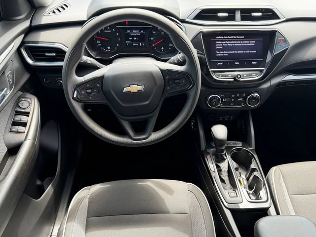 Used 2021 Chevrolet TrailBlazer LT w/ Convenience Package FWD image 17