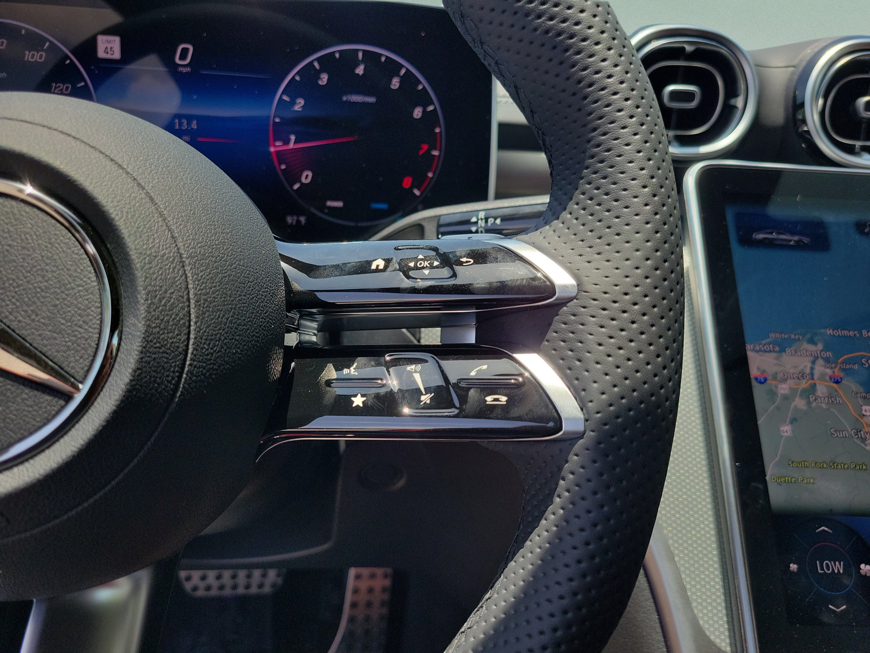 New 2026 Mercedes-Benz CLE 300 4MATIC Coupe image 18