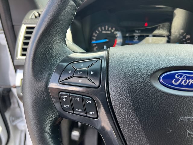 Certified 2017 Ford Explorer XLT AWD/4WD image 15