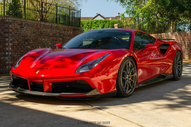 Used 2017 Ferrari 488 GTB image 14