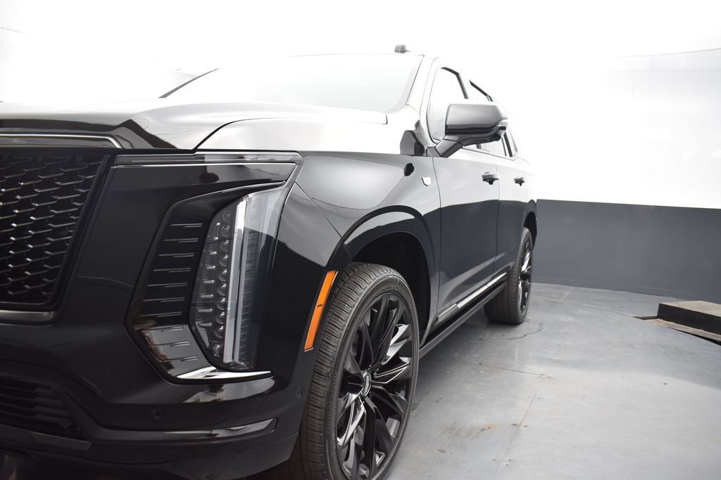 Certified 2026 Cadillac Escalade Platinum Sport w/ LPO, ONYX Package AWD/4WD image 40