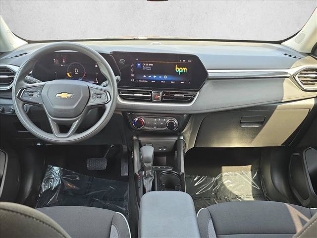 Used 2024 Chevrolet TrailBlazer LT AWD/4WD image 18