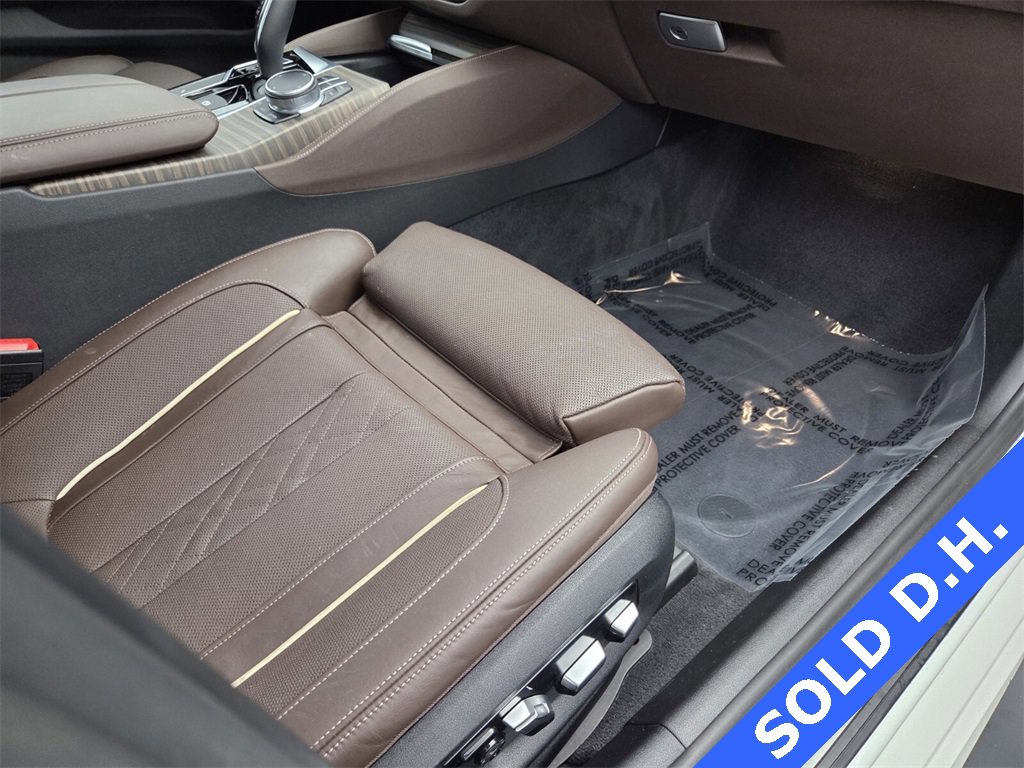 Used 2020 BMW 540i xDrive w/ Executive Package image 20