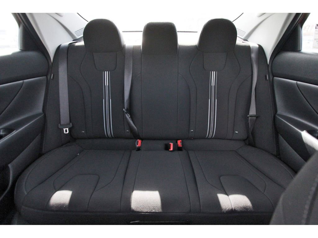 New 2026 Hyundai Elantra Blue image 13