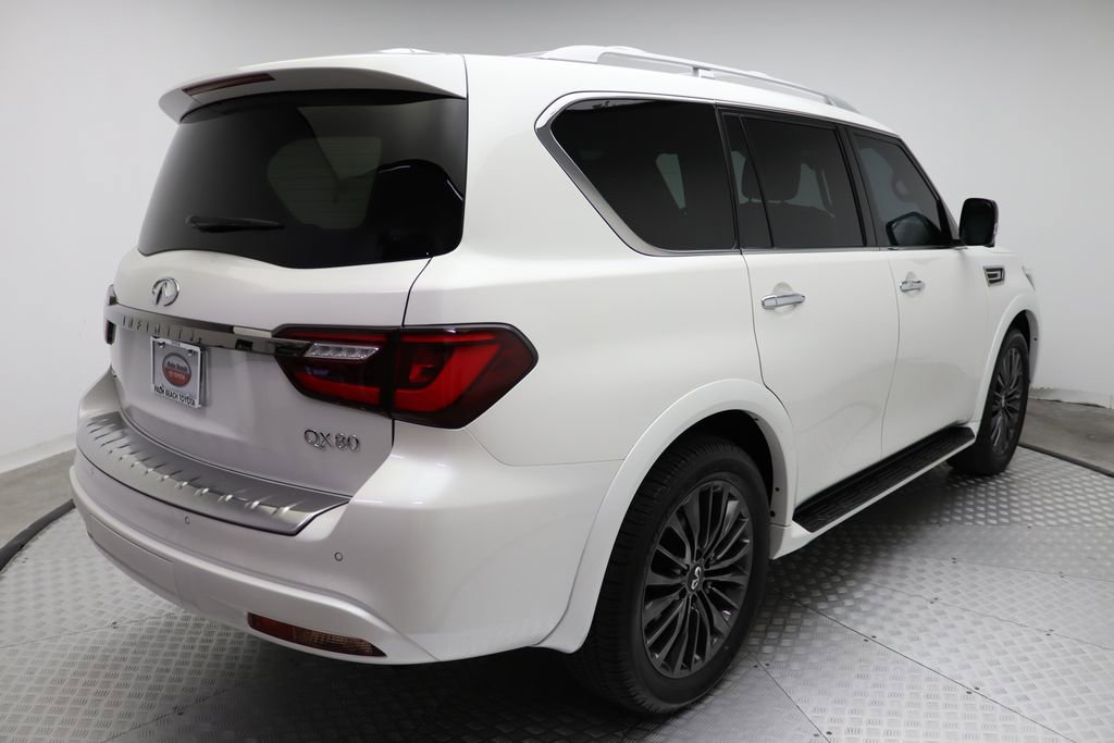 Used 2024 INFINITI QX80 Sensory image 8