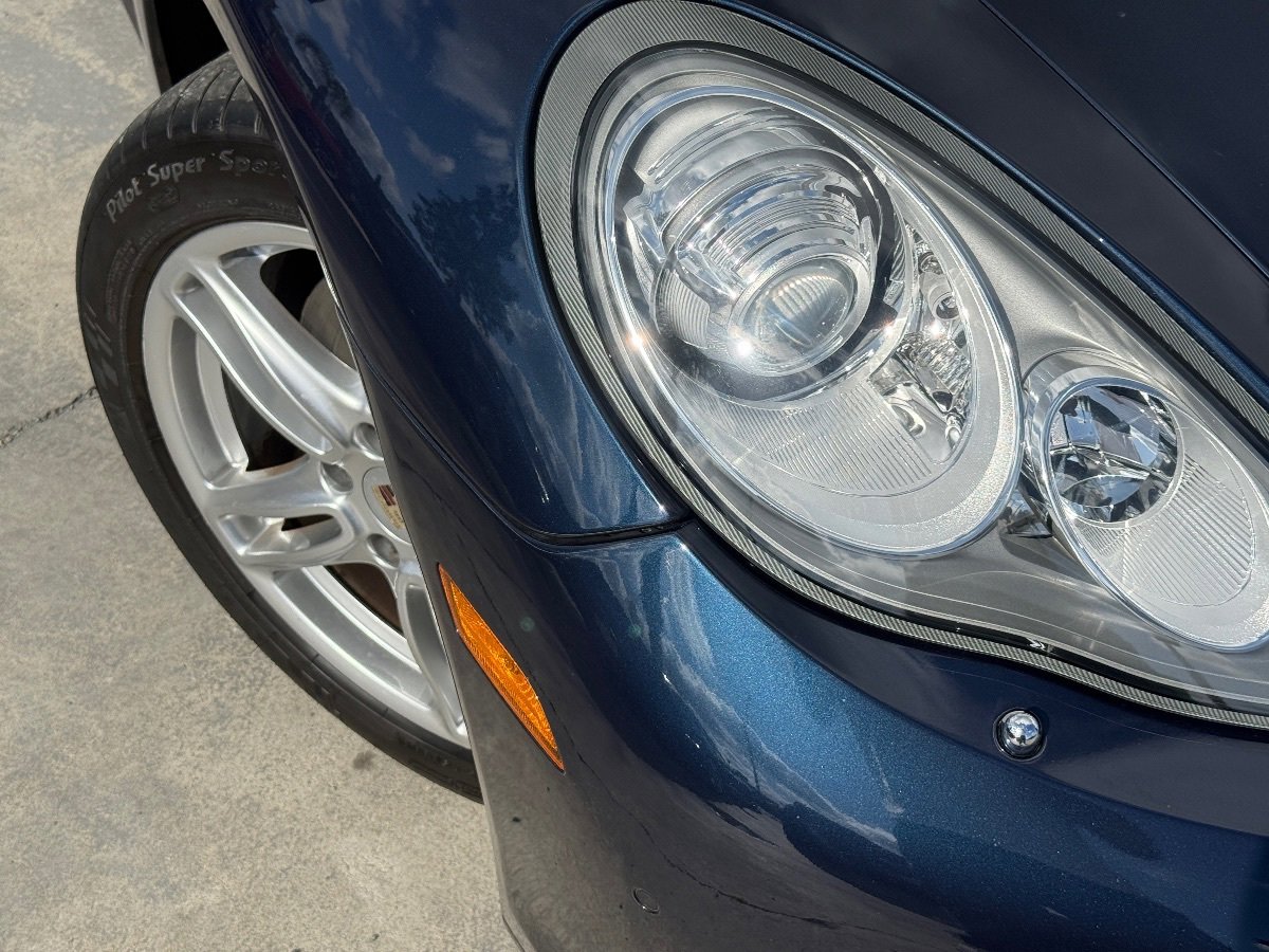 Used 2012 Porsche Panamera 4 image 3