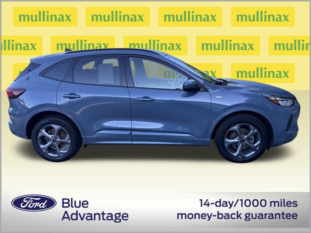 Certified 2023 Ford Escape ST-Line Select w/ Tech Pack #2 video 2