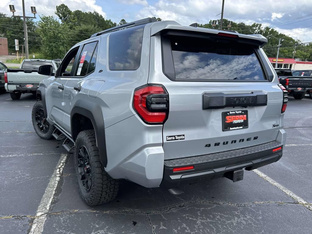 New 2026 Toyota 4Runner SR5 AWD/4WD image 5