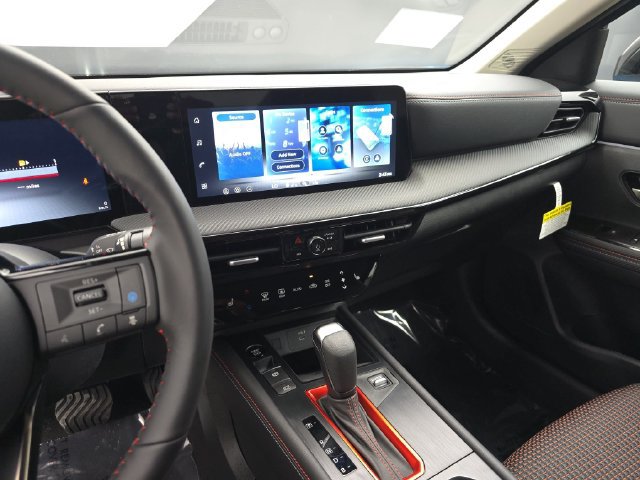 New 2027 Nissan Kicks SR w/ SR Premium Package FWD image 28