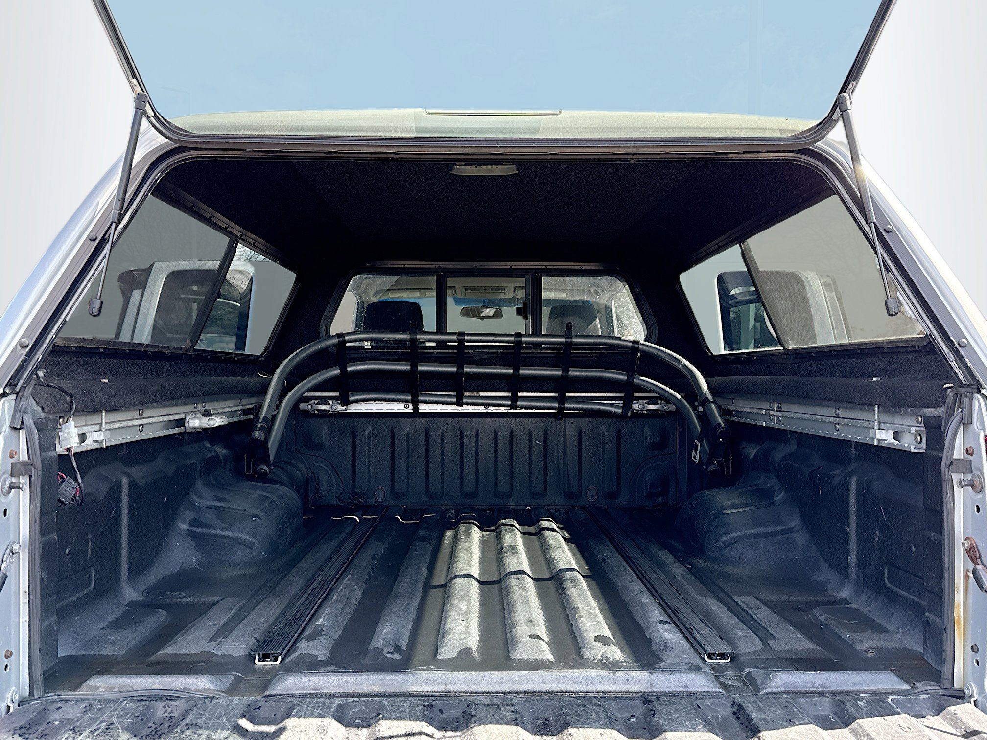 Used 2006 Nissan Frontier LE w/ (H01) Audio Pkg image 7