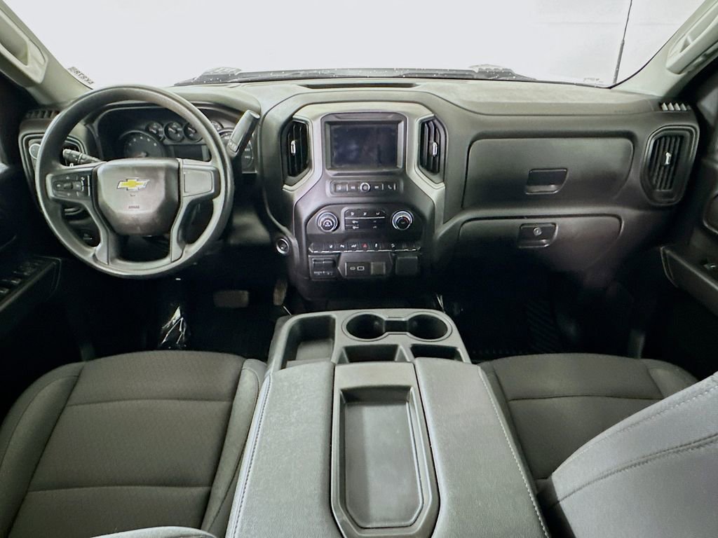 Used 2025 Chevrolet Silverado 2500 Custom w/ Custom Value Package image 16