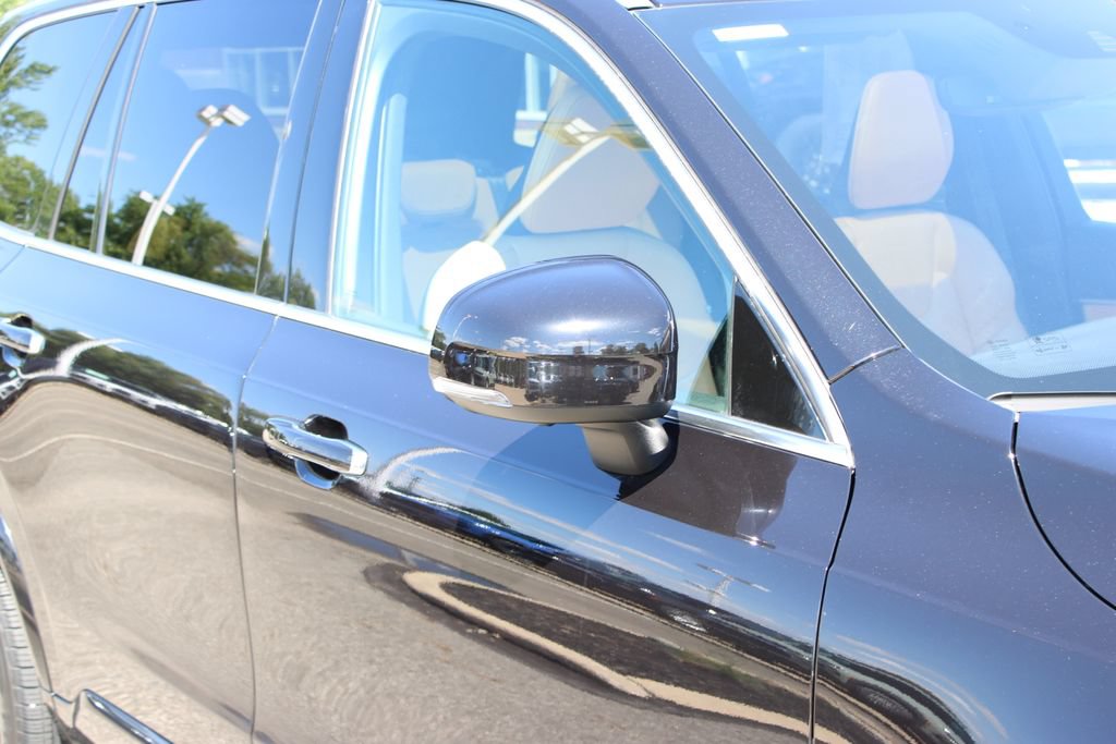 Used 2019 Volvo XC90 T6 Momentum w/ Advanced Package AWD/4WD image 2