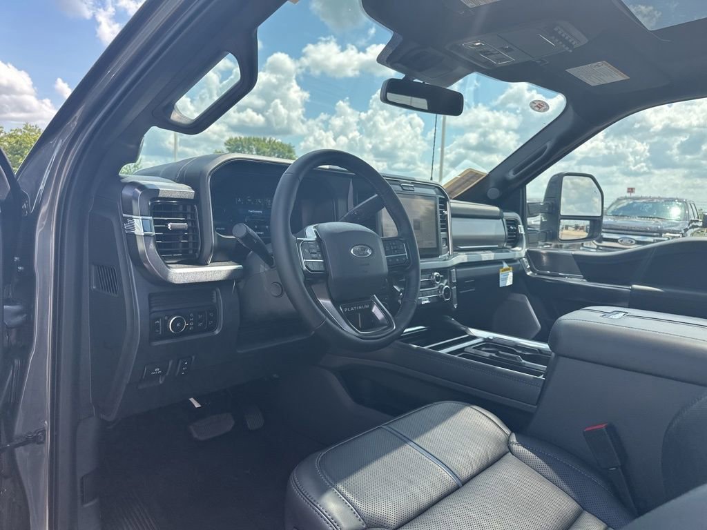 New 2026 Ford F250 Platinum image 14