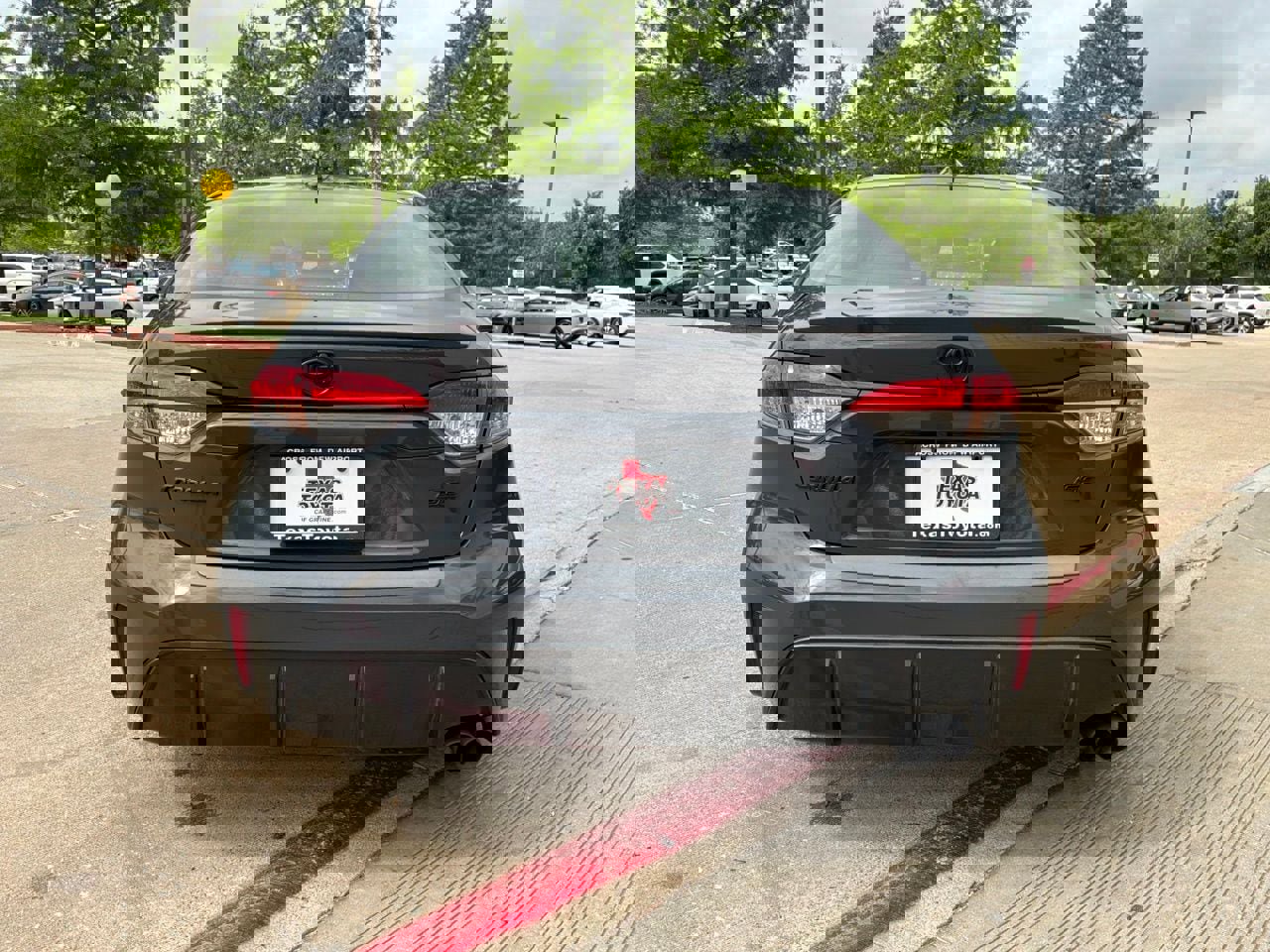 Used 2024 Toyota Corolla SE image 7