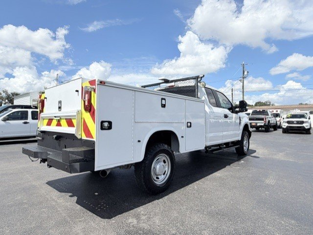 Used 2018 Ford F250 XL w/ Power Equipment Group AWD/4WD image 6