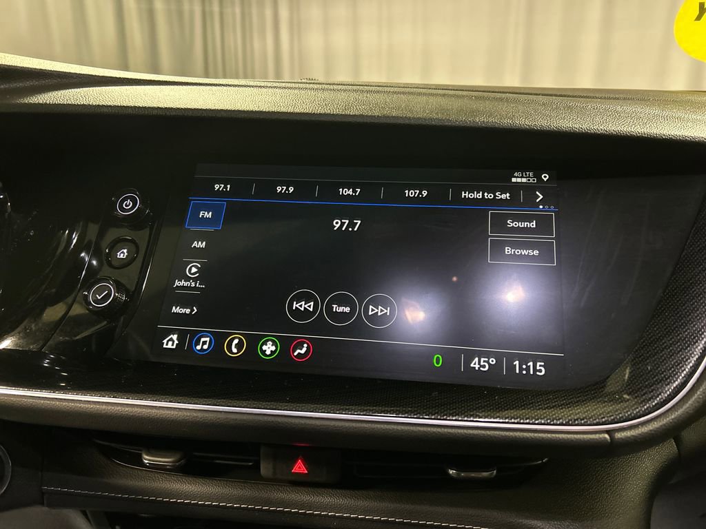 Used 2023 Buick Envision Essence image 17