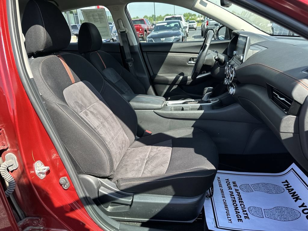 Used 2023 Nissan Sentra SR w/ Electronics Package FWD image 29