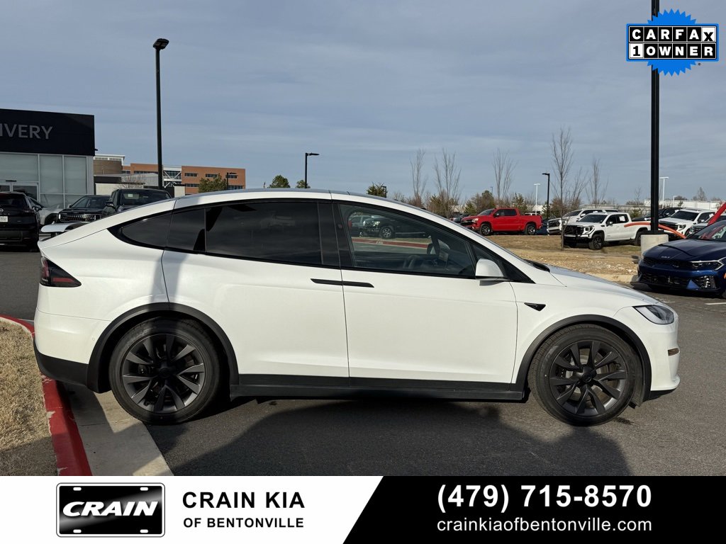 Used 2022 Tesla Model X image 8