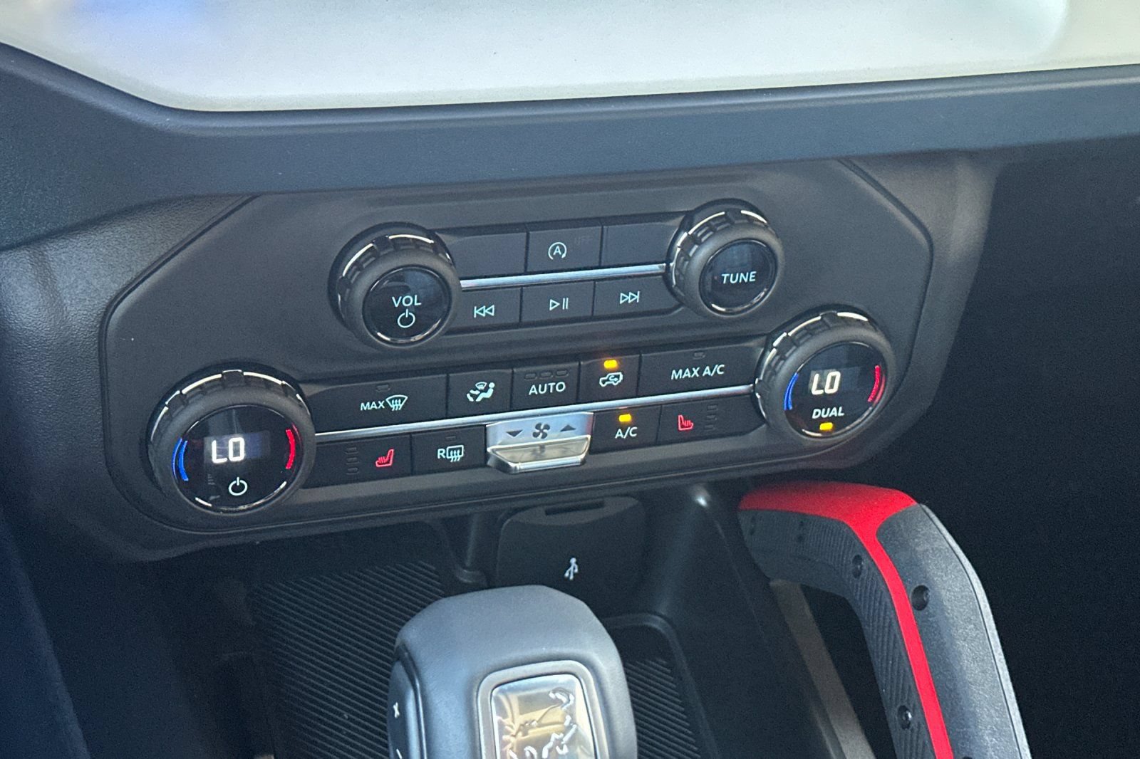 New 2026 Ford Bronco Heritage Edition AWD/4WD image 21