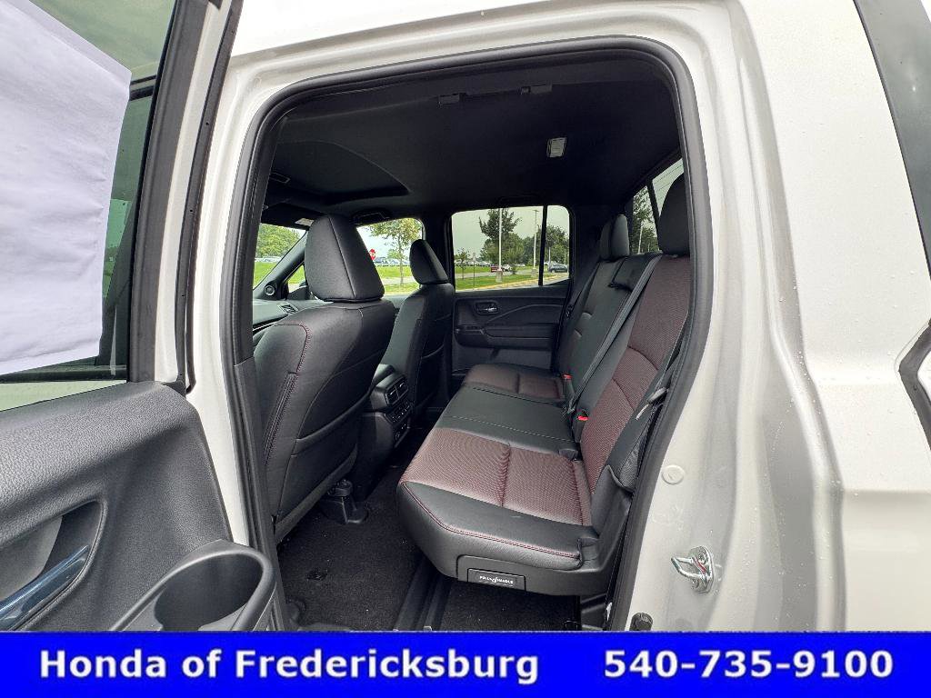 Used 2026 Honda Ridgeline Black Edition image 13