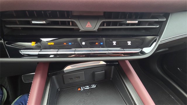 New 2026 Buick Envision Sport Touring image 33