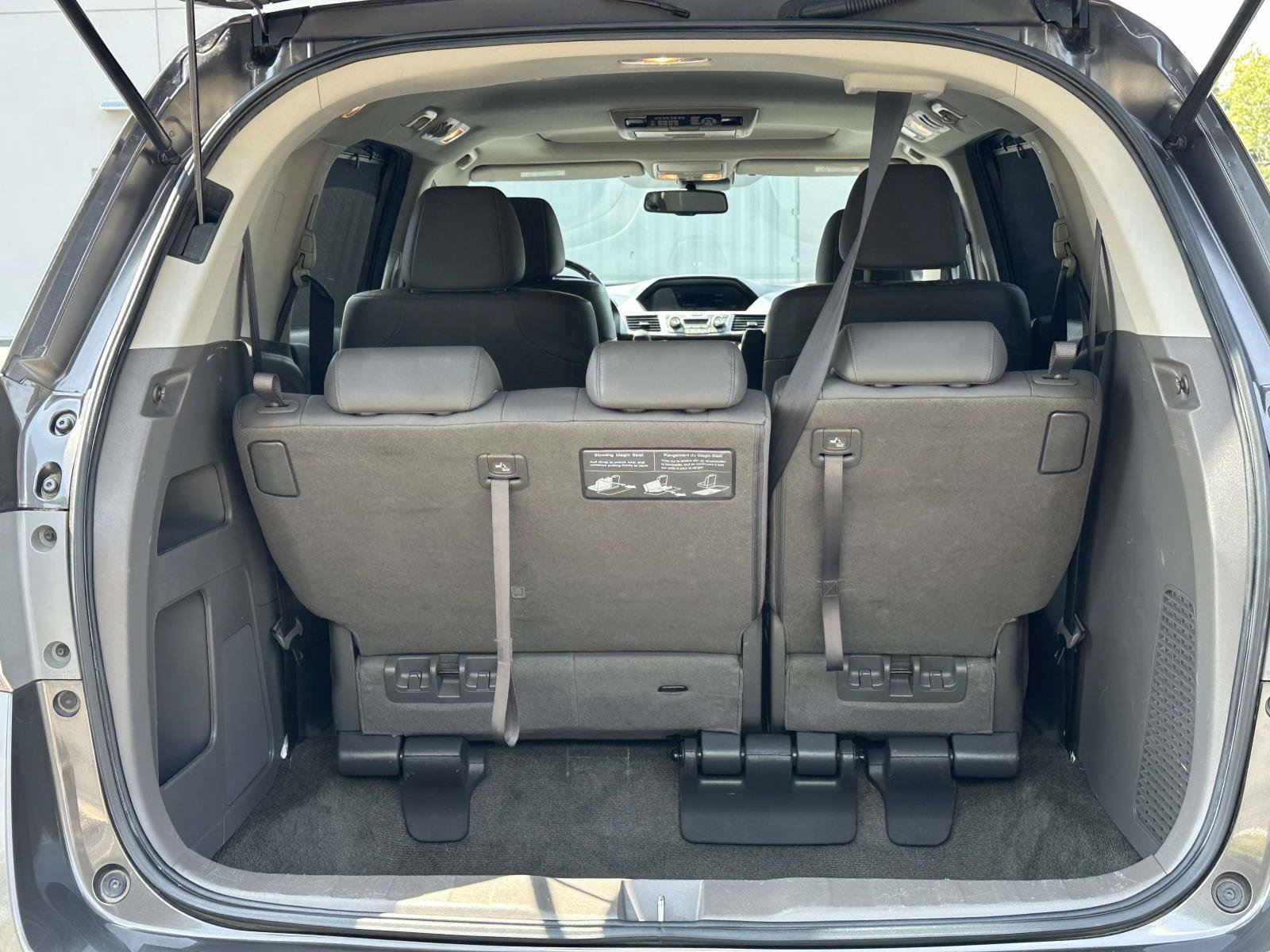 Used 2016 Honda Odyssey Touring image 9