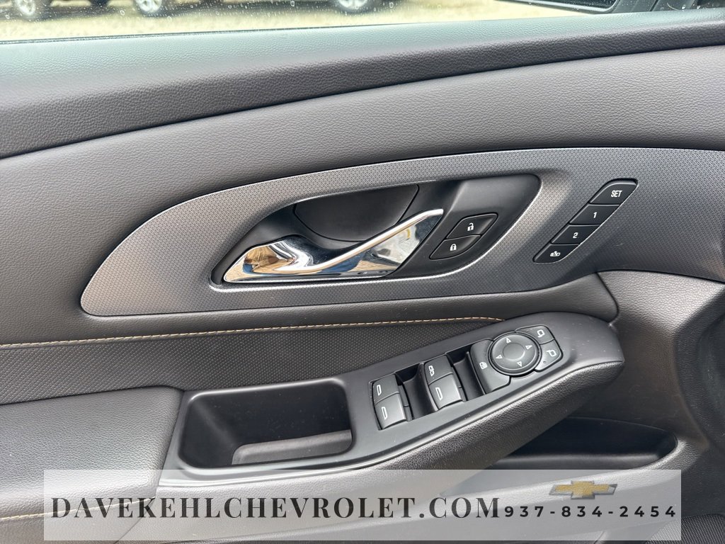 Used 2020 Chevrolet Traverse Premier w/ Redline Edition image 18