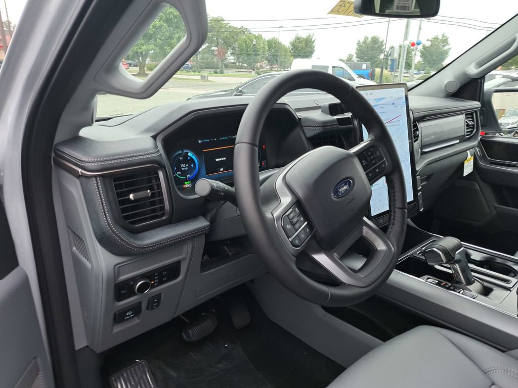 New 2025 Ford F150 Lightning Flash image 7