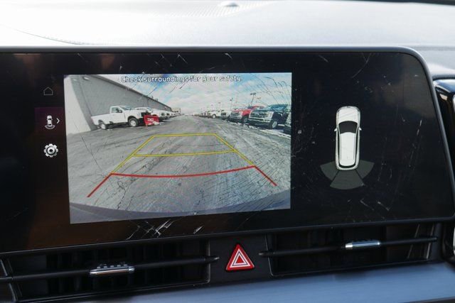 Used 2023 Kia Sportage EX image 4