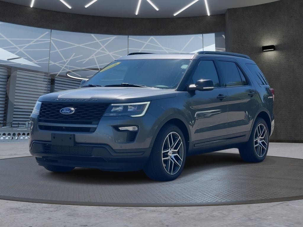 Used 2018 Ford Explorer Sport w/ Equipment Group 401A AWD/4WD image 2