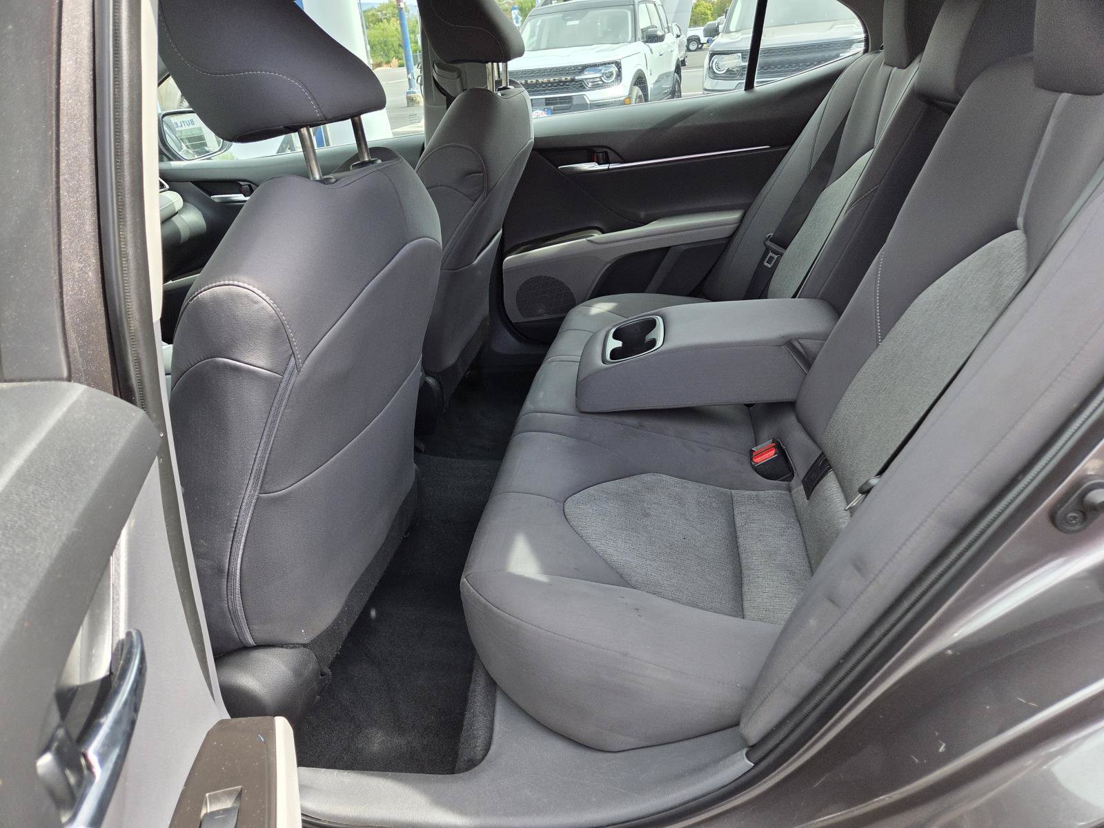Used 2022 Toyota Camry LE FWD image 13