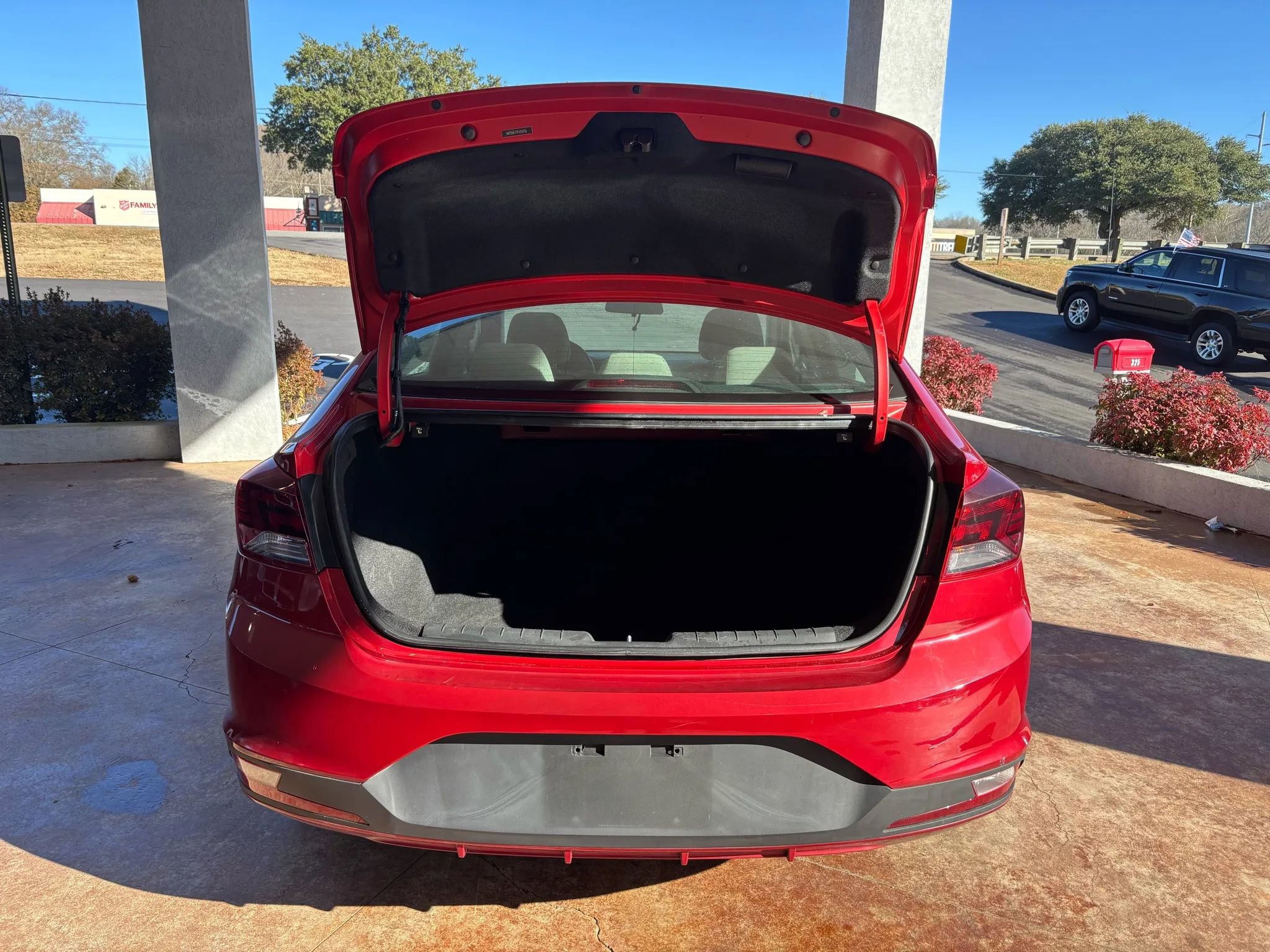 Used 2020 Hyundai Elantra SEL image 21