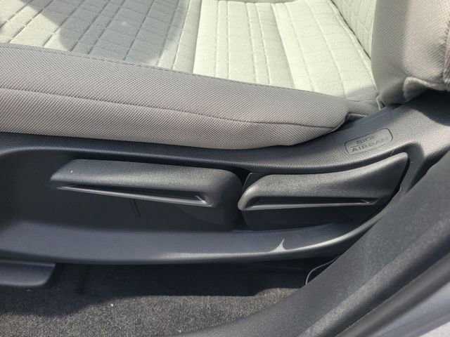 New 2026 Honda HR-V LX image 38